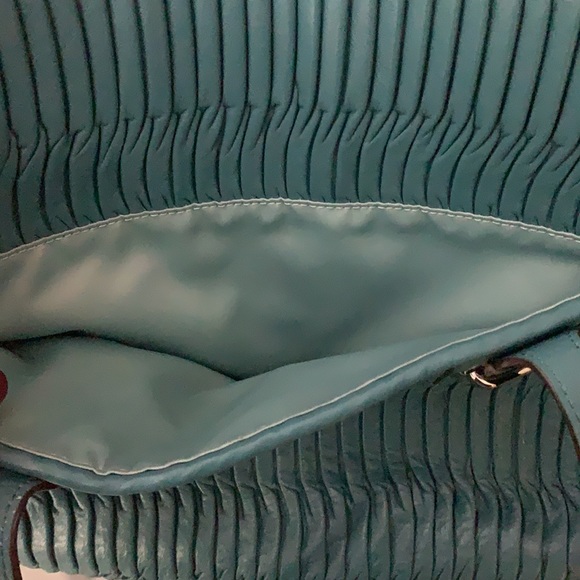 COACH turquoise blue ruffled leather luxury shoulder bag in excellent condition - Picture 9 of 9